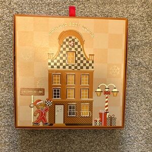 Bath & Body Works Gingerbread Lane Gift Set - Brown and Gold